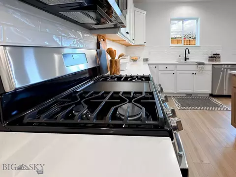 Kitchen - 500 Wise Way, Belgrade, MT 59714 photo 12 of 14