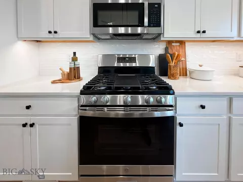 Kitchen - 500 Wise Way, Belgrade, MT 59714 photo 11 of 14