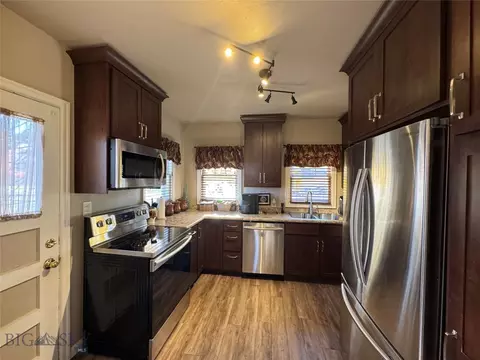 401 E 7th Ave, Big Timber, MT 59011 photo 22