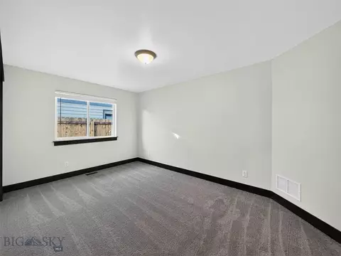 Bedroom - 2011 Windjammer, Belgrade, MT 59714 photo 6 of 12