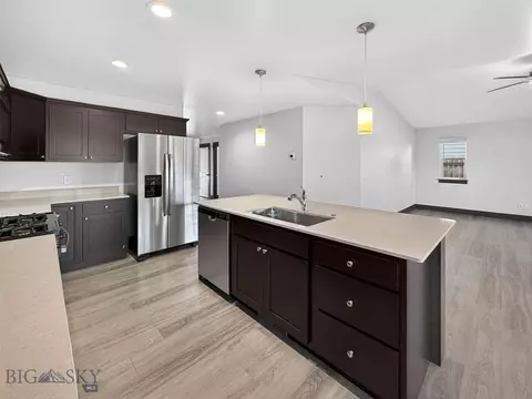 Kitchen - 2011 Windjammer, Belgrade, MT 59714 photo 6 of 6