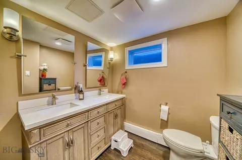 Bath - 123 N 4th Ave E, Three Forks, MT 59752 photo 9 of 10