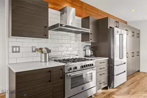 Kitchen - 27737 Frontage Rd, Bozeman, MT 59715 photo 2 of 8