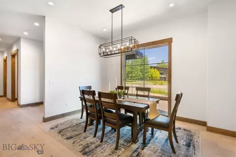 Dining - 33 Leachman Ln, Bozeman, MT 59718 photo 4 of 5