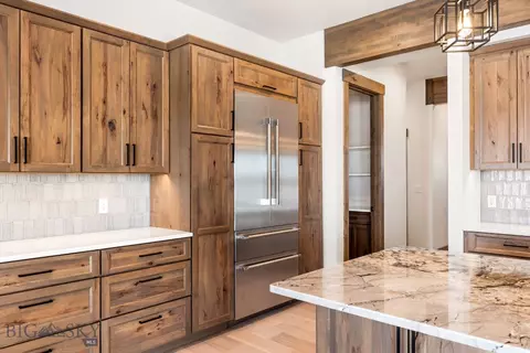 Kitchen - 33 Leachman Ln, Bozeman, MT 59718 photo 10 of 14
