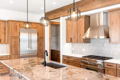 Kitchen - 33 Leachman Ln, Bozeman, MT 59718 photo 4 of 14