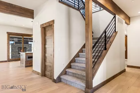 Entry Way - 33 Leachman Ln, Bozeman, MT 59718 photo 5 of 6