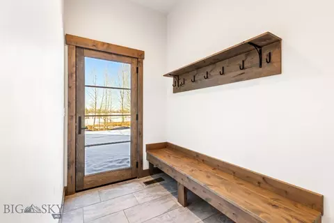 Entry Way - 33 Leachman Ln, Bozeman, MT 59718 photo 3 of 6