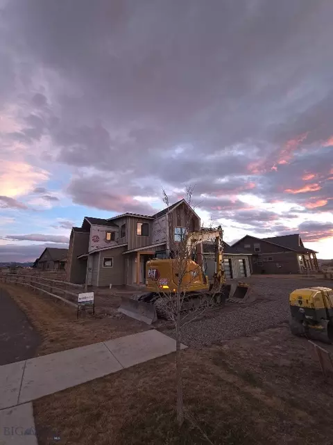 357 Swayback Ln, Bozeman, MT 59718