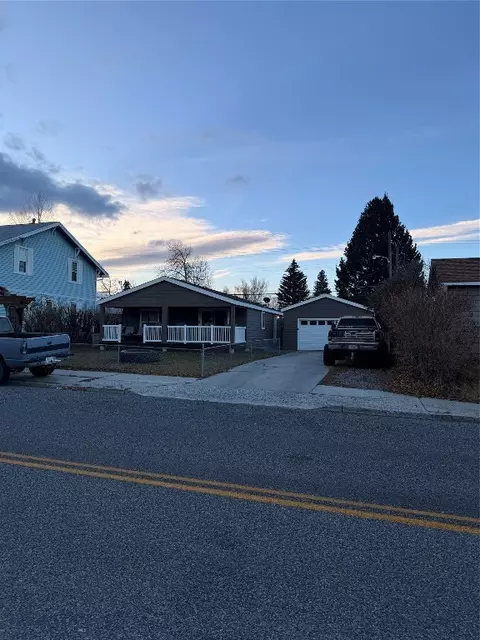 2220 Ottawa, Butte, MT 59701