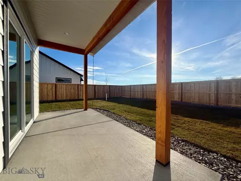 816 Accolade Loop, Belgrade, MT 59714 photo 4