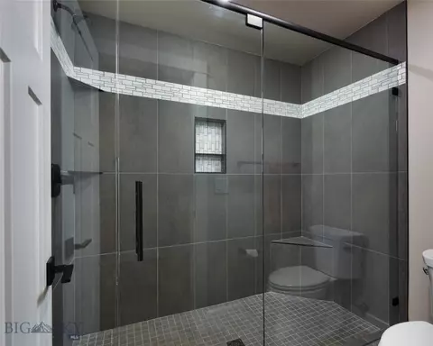 Bath - 6111 Springhill Rd, Belgrade, MT 59714 photo 2 of 6