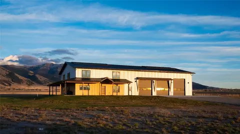 Exterior - 6111 Springhill Rd, Belgrade, MT 59714 photo 6 of 11