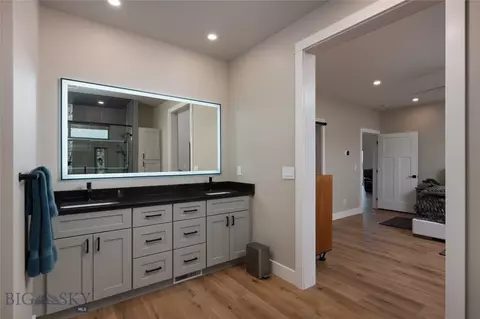 Bath - 6111 Springhill Rd, Belgrade, MT 59714 photo 6 of 6