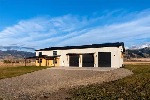 Exterior - 6111 Springhill Rd, Belgrade, MT 59714 photo 3 of 11