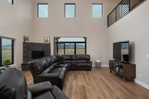 Living - 6111 Springhill Rd, Belgrade, MT 59714 photo 2 of 2