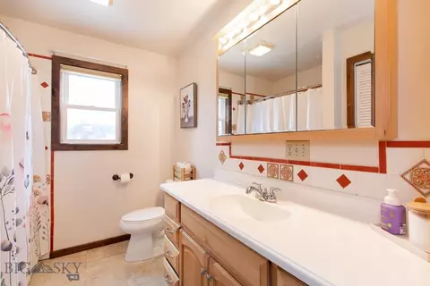 Bath - 303 Pine St, Manhattan, MT 59741 photo 1 of 2