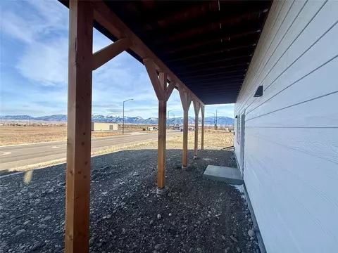852 Accolade Loop, Belgrade, MT 59714 photo 5