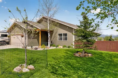 823 Madison Ave, Ennis, MT 59729