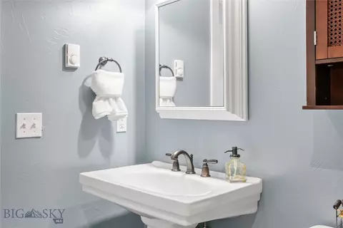 Bath - 4635 Bembrick St #1B, Bozeman, MT 59718 photo 3 of 5