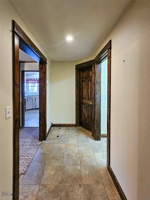 Entry Way - 302 Busha, Big Timber, MT 59011 photo 1 of 4