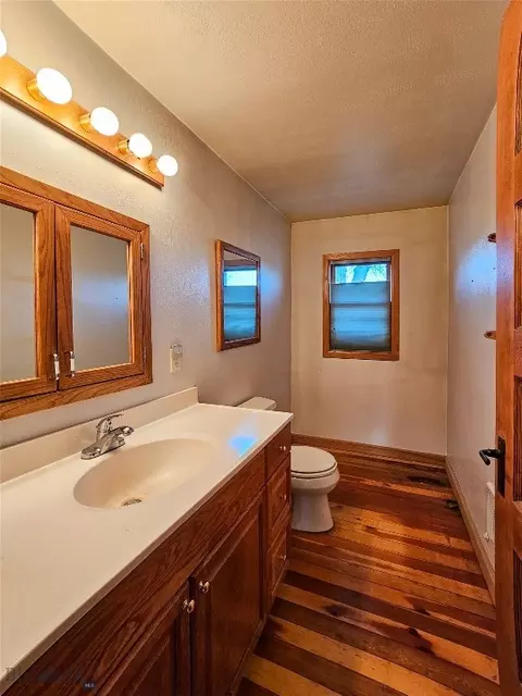 Bath - 302 Busha, Big Timber, MT 59011 photo 1 of 10