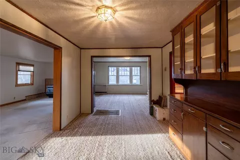 Entry Way - 302 Busha, Big Timber, MT 59011 photo 3 of 4