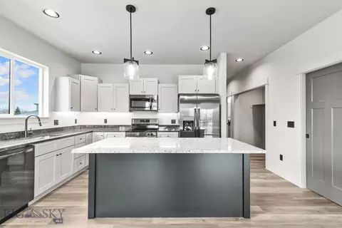 202 Fletching UNIT B, Belgrade, MT 59714