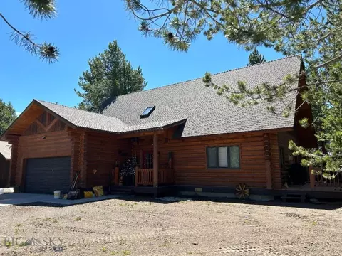 805 N Sylvan Cir, West Yellowstone, MT 59758