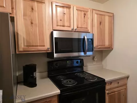 Kitchen - 682 E River Rd, Pray, MT 59065 photo 6 of 6