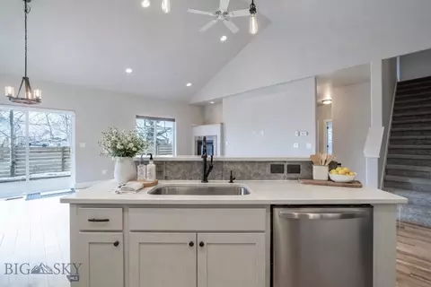 Kitchen - 449 Rowland Rd, Bozeman, MT 59718 photo 2 of 4