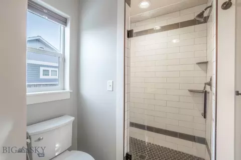 Bath - 449 Rowland Rd, Bozeman, MT 59718 photo 3 of 4