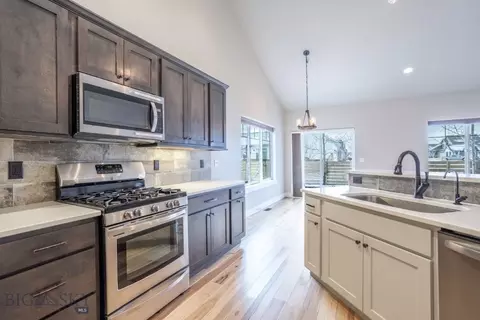 Kitchen - 449 Rowland Rd, Bozeman, MT 59718 photo 3 of 4