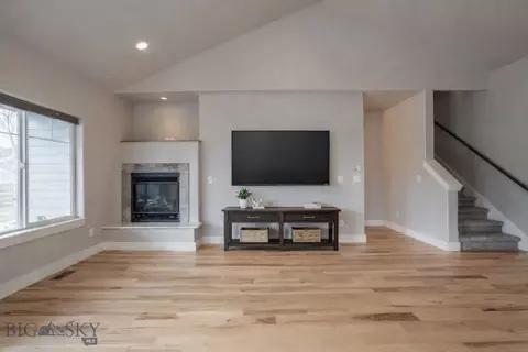 Living - 449 Rowland Rd, Bozeman, MT 59718 photo 2 of 2
