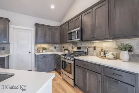 Kitchen - 449 Rowland Rd, Bozeman, MT 59718 photo 1 of 4