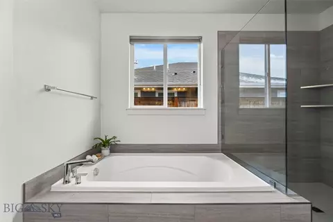 Bath - 1505 Deadwood Loop, Belgrade, MT 59714 photo 5 of 8