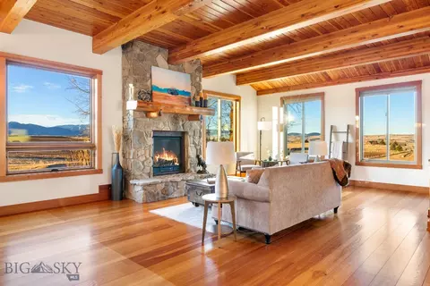 Living - 855 Deer Path, Bozeman, MT 59718 photo 1 of 2