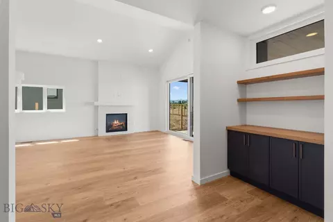 Living - 2809 S 30th Ave, Bozeman, MT 59718 photo 2 of 2
