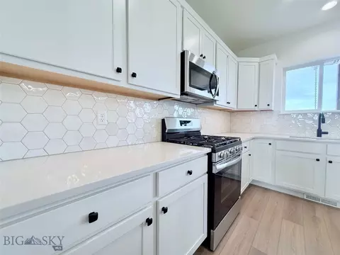 854 Accolade Loop, Belgrade, MT 59714 photo 17