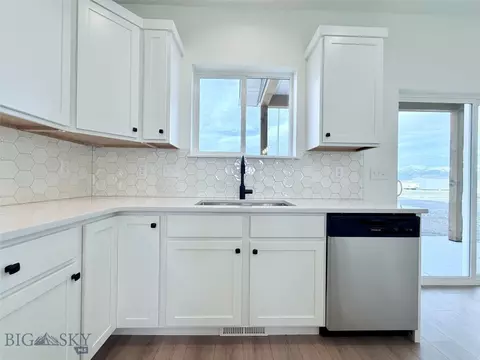854 Accolade Loop, Belgrade, MT 59714 photo 18