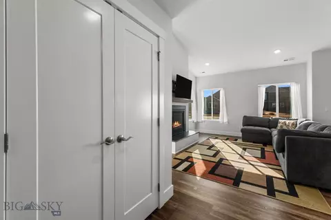 Entry Way - 8 N Eldorado Ave, Bozeman, MT 59718 photo 3 of 3