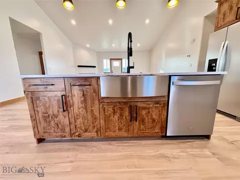 Kitchen - 120 Thomas Way, Dillon, MT 59725 photo 4 of 4