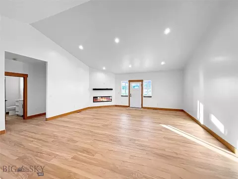 Living - 120 Thomas Way, Dillon, MT 59725 photo 1 of 3