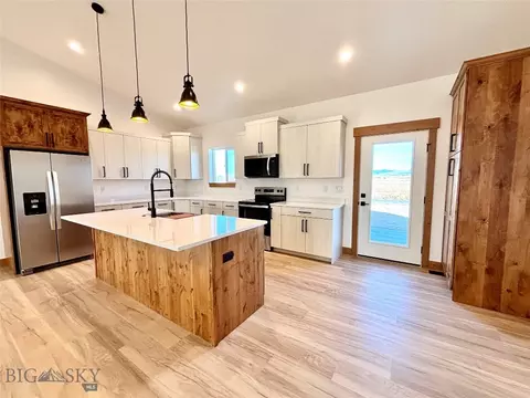 Kitchen - 120 Thomas Way, Dillon, MT 59725 photo 1 of 4