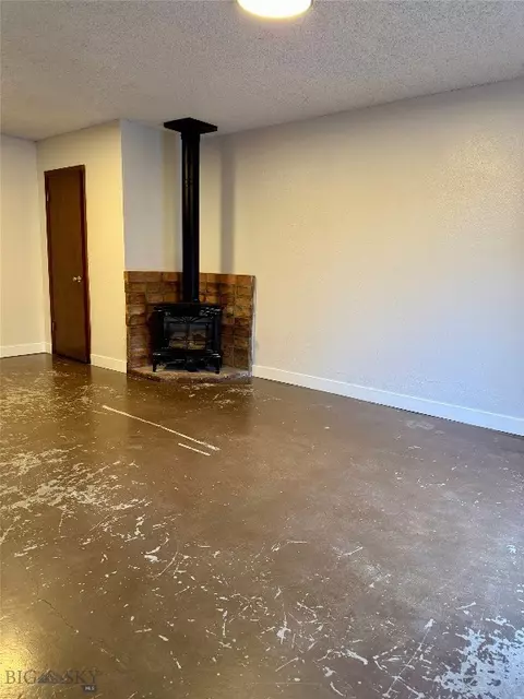 517 Staudaher St, Bozeman, MT 59715 photo 9