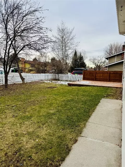 517 Staudaher St, Bozeman, MT 59715 photo 3