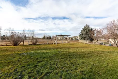 284 Fireside Dr, Bozeman, MT 59718 photo 23