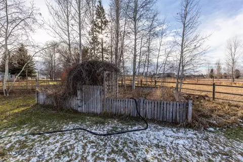 284 Fireside Dr, Bozeman, MT 59718 photo 28