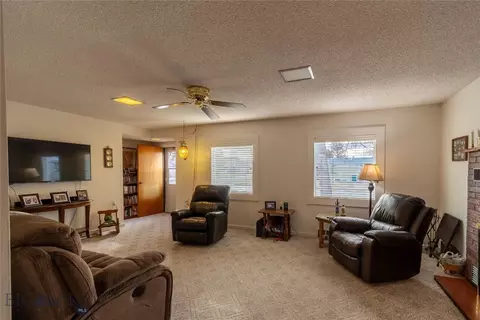 Living - 619 Everett St, Big Timber, MT 59011 photo 1 of 4