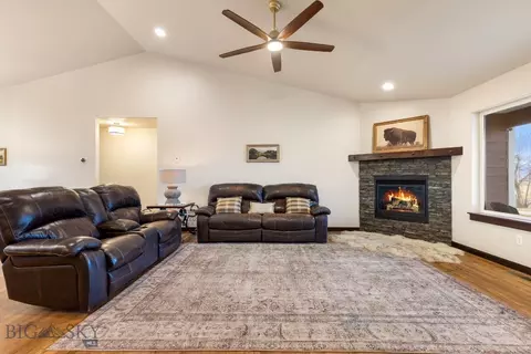 343 Stewart Loop, Bozeman, MT 59718 photo 7
